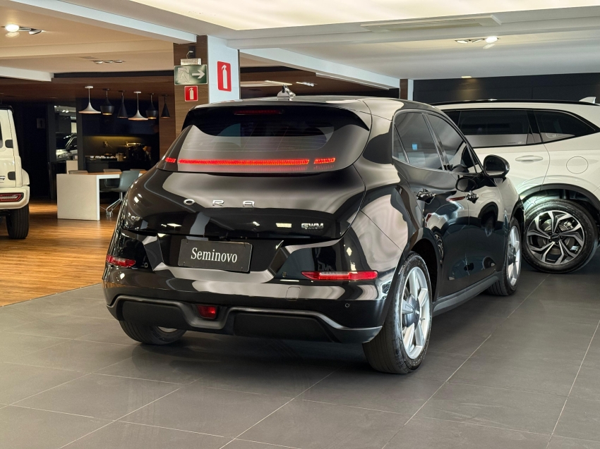 gwm ora 03 48 kw eletrico skin 4p automatico 2024