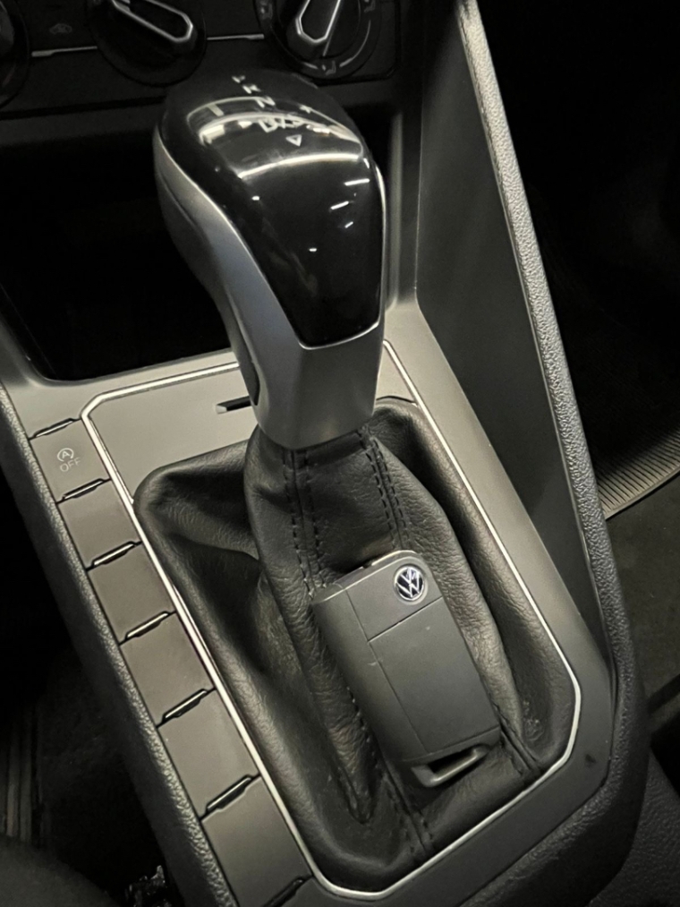 volkswagen nivus 1.0 200 tsi total flex comfortline automatico 4p 2023