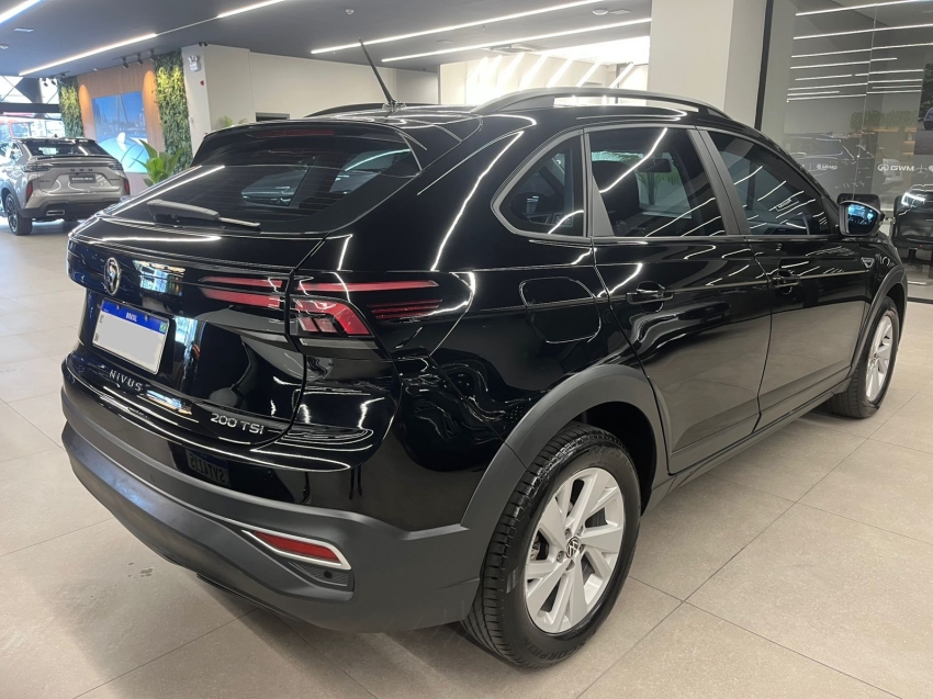 volkswagen nivus 1.0 200 tsi total flex comfortline automatico 4p 2023