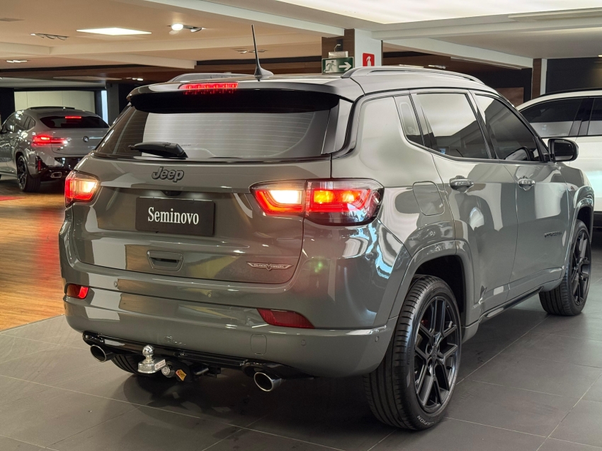 jeep compass 2.0 hurricane 4 turbo gasolina blackhawk at9 5p automatico 2025