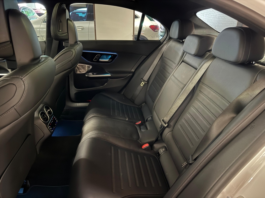 mercedes-benz c 300 2.0 eq boost hibrido amg line 9g-tronic 4p automatico 2024