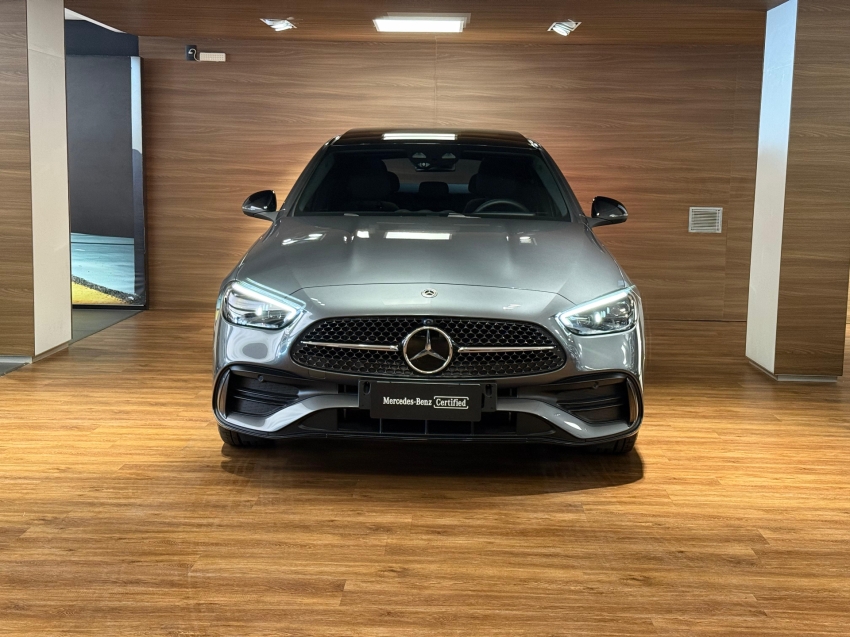 mercedes-benz c 300 2.0 eq boost hibrido amg line 9g-tronic 4p automatico 2025
