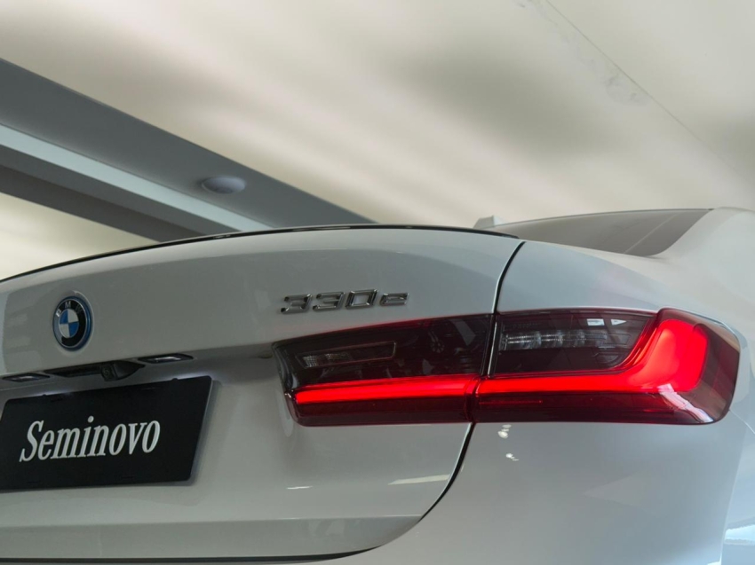 bmw 330e 2.0 16v turbo hibrido m sport automatico 4p 202413