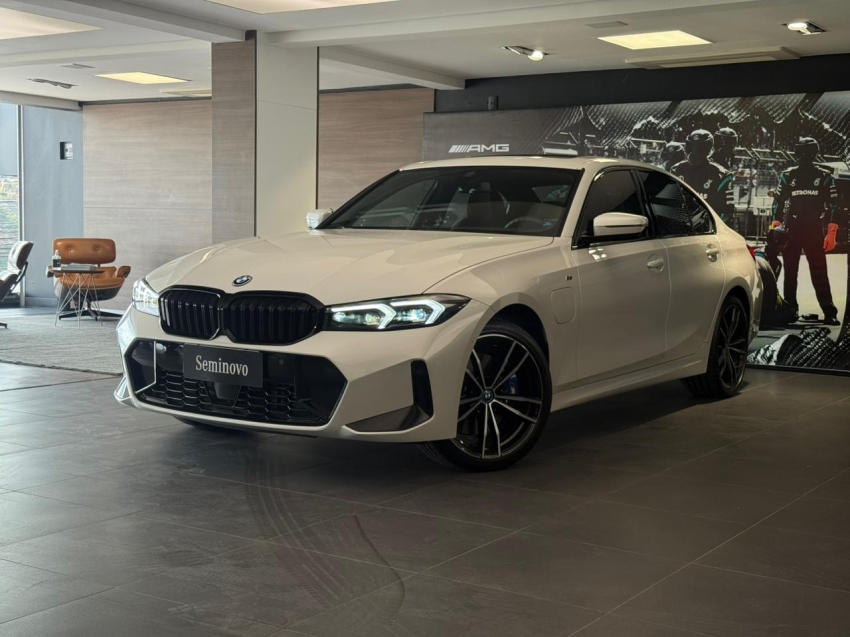 bmw 330e 2.0 16v turbo hibrido m sport automatico 4p 2024