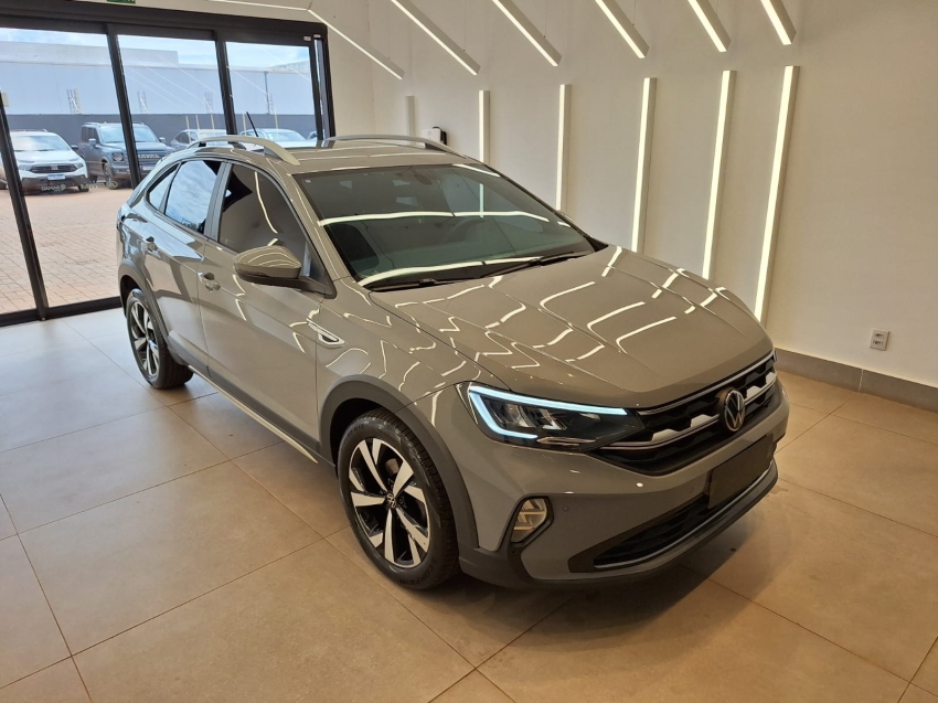 volkswagen nivus 1.0 200 tsi total flex highline automatico 4p 20232