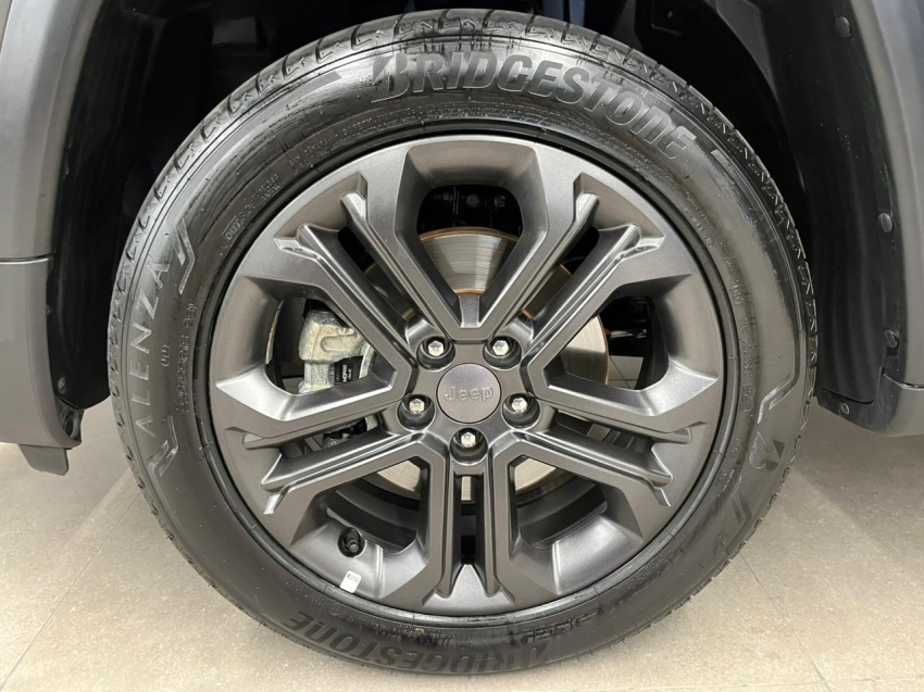 jeep compass 1.3 t270 turbo flex longitude at6 4p automatico 202513