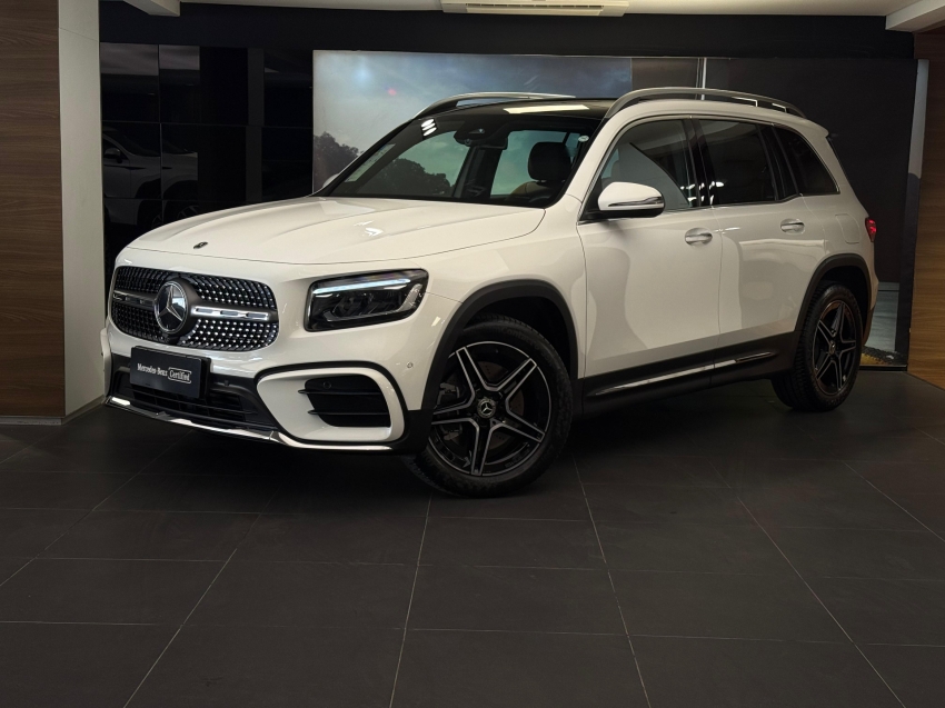 mercedes-benz glb 220 2.0 mhev amg line 4matic 8g-dct hibrido 4p automatico 2025