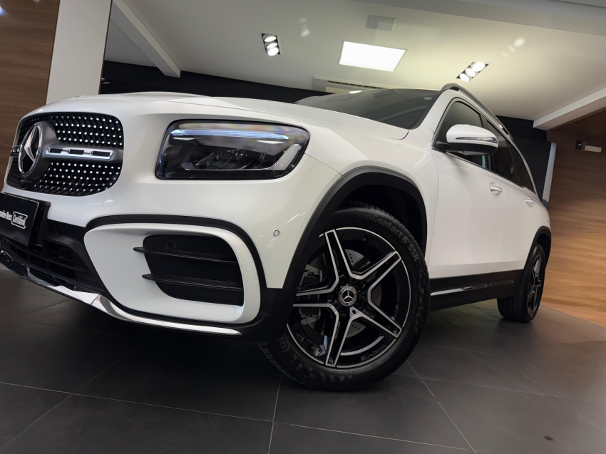 mercedes-benz glb 220 2.0 mhev amg line 4matic 8g-dct hibrido 4p automatico 202510