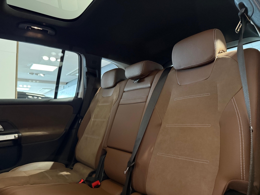 mercedes-benz glb 220 2.0 mhev amg line 4matic 8g-dct hibrido 4p automatico 20258