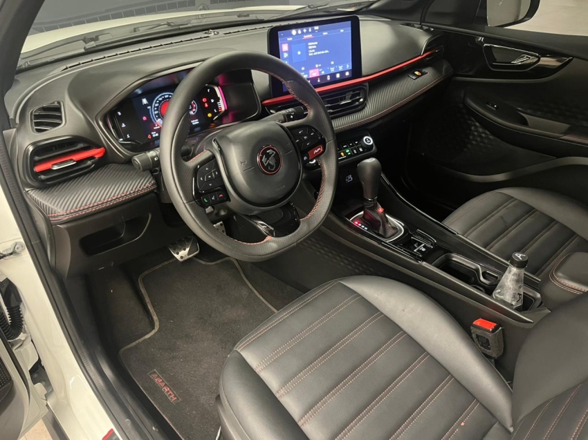 fiat fastback 1.3 turbo 270 flex abarth at6 4p automatico 20256