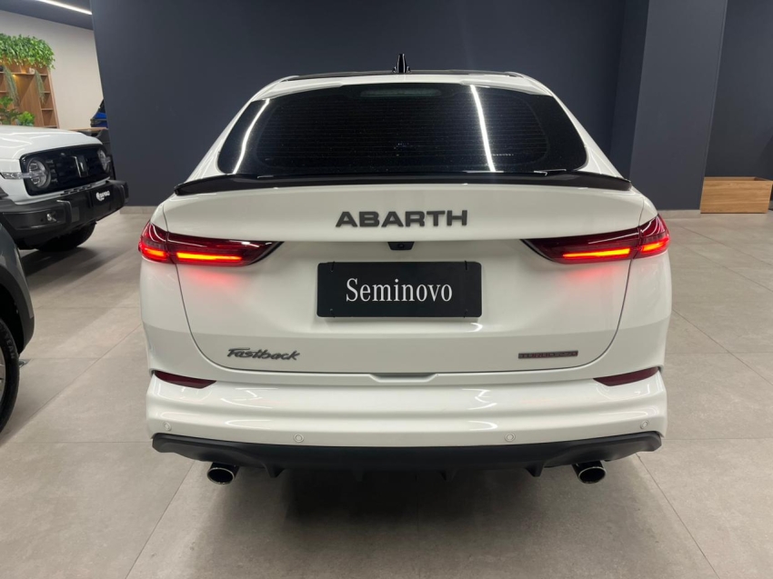 fiat fastback 1.3 turbo 270 flex abarth at6 4p automatico 20254