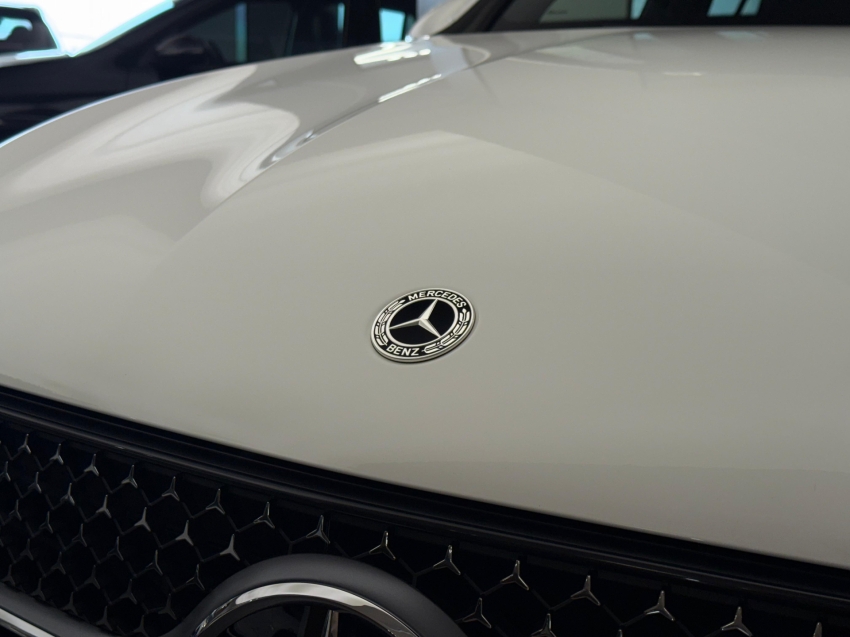 mercedes-benz glc 300 2.0 mhev amg line 4matic 9g-tronic hibrido 4p automatico 202518