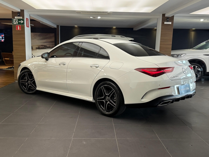 mercedes-benz cla 200 1.3 mhev amg line 7g-dct hibrido 4p automatico 20255