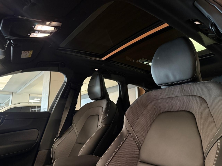 volvo xc60 2.0 t8 recharge ultimate dark awd geartronic hibrido 4p automatico 20247