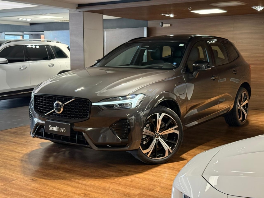 volvo xc60 2.0 t8 recharge ultimate dark awd geartronic hibrido 4p automatico 2024