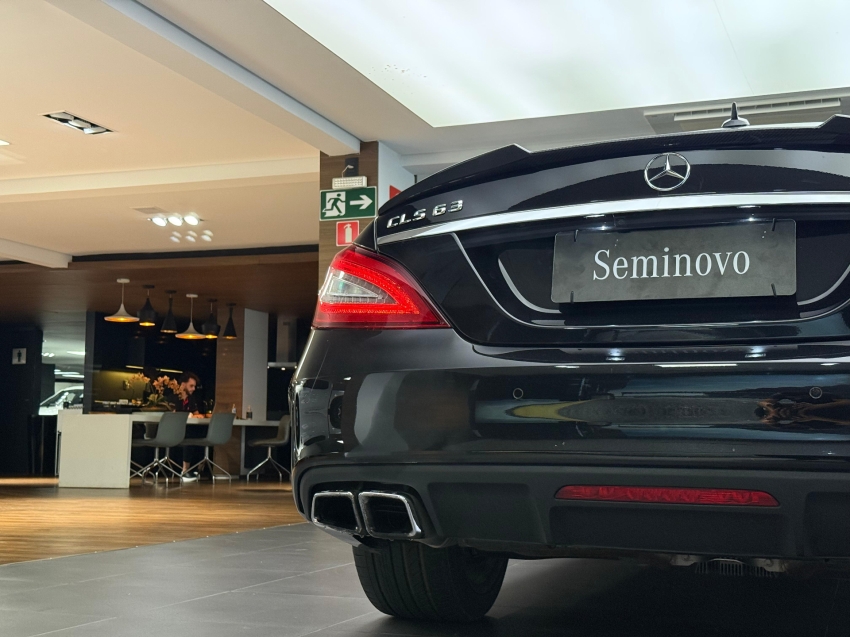 mercedes-benz cls 63 amg 5.5 v8 turbo gasolina 4p automatico 201512