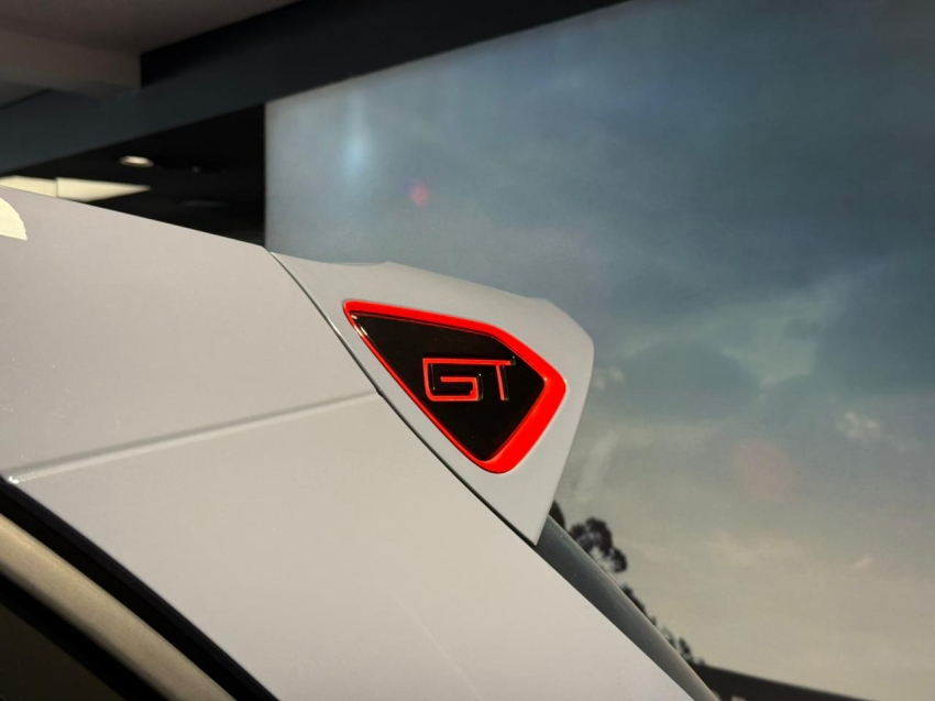 gwm ora 03 63 kw eletrico gt 4p automatico 202417