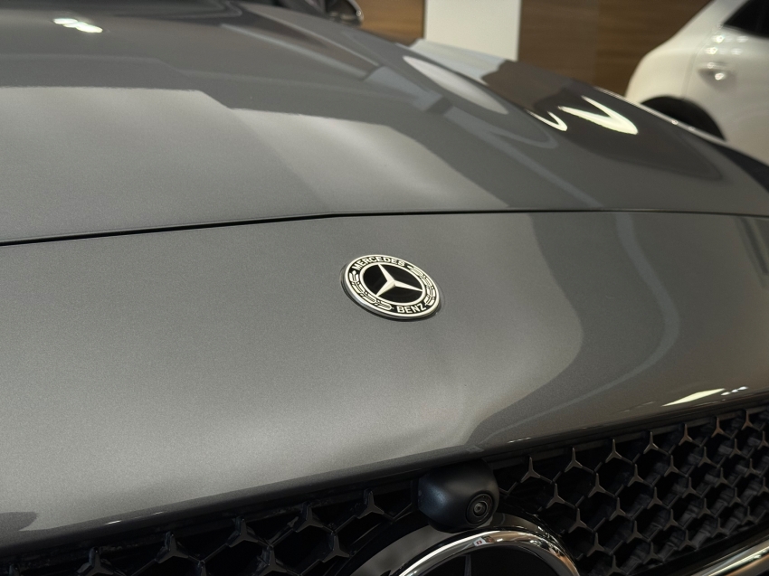 mercedes-benz c 300 2.0 eq boost hibrido amg line 9g-tronic 4p automatico 202521