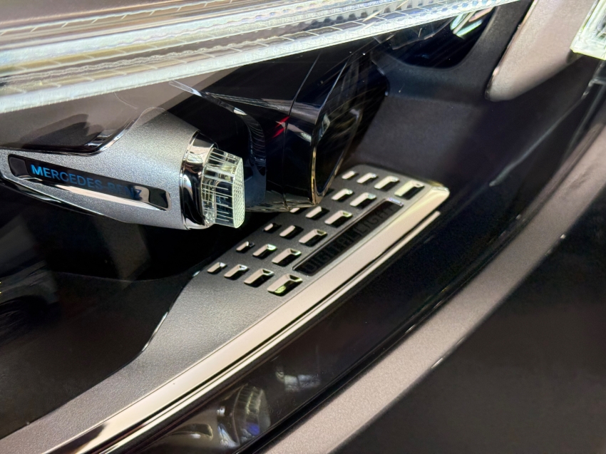 mercedes-benz c 300 2.0 eq boost hibrido amg line 9g-tronic 4p automatico 202520