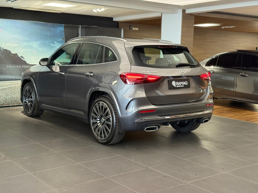 mercedes-benz gla 200 1.3 mhev amg line 7g-dct hibrido 4p automatico 20265