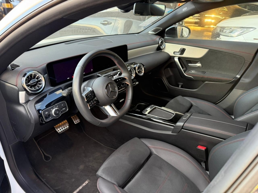 mercedes-benz cla 200 1.3 mhev amg line 7g-dct hibrido 4p automatico 20256