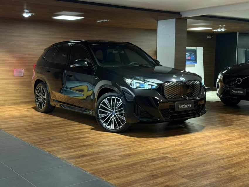 bmw ix1 eletrico xdrive30 m sport 4p automatico 20256