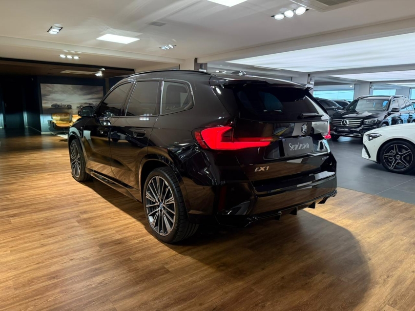 bmw ix1 eletrico xdrive30 m sport 4p automatico 20252
