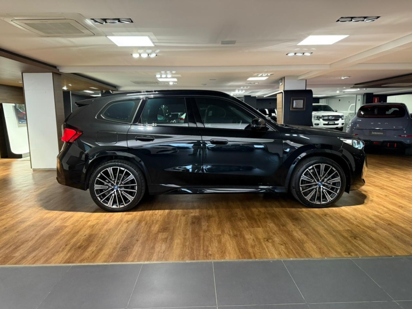 bmw ix1 eletrico xdrive30 m sport 4p automatico 20255
