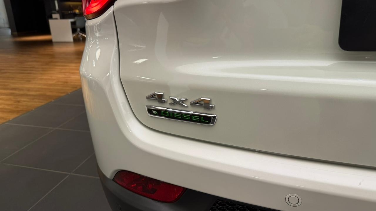 jeep compass 2.0 16v diesel limited 4x4 automatico 4p 202110