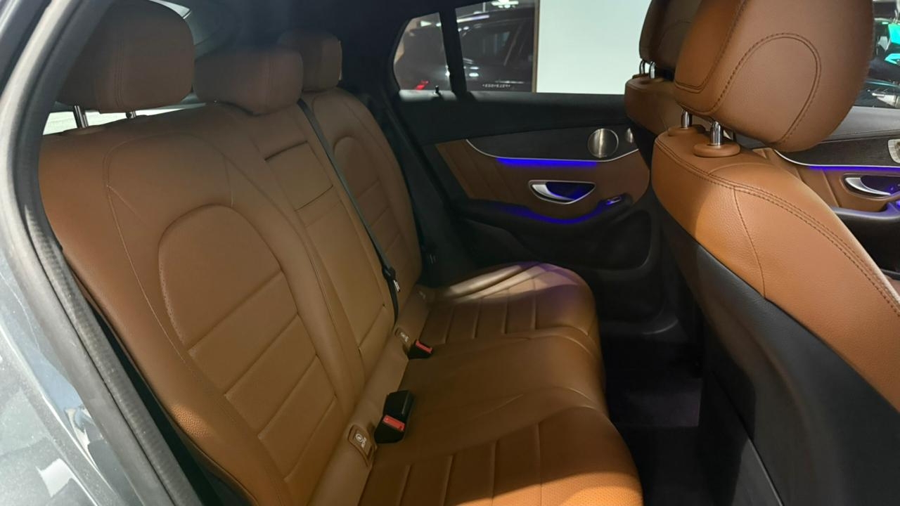 mercedes-benz glc 300 2.0 cgi gasolina coupe amg line 4matic 9g-tronic 4p automatico 202310