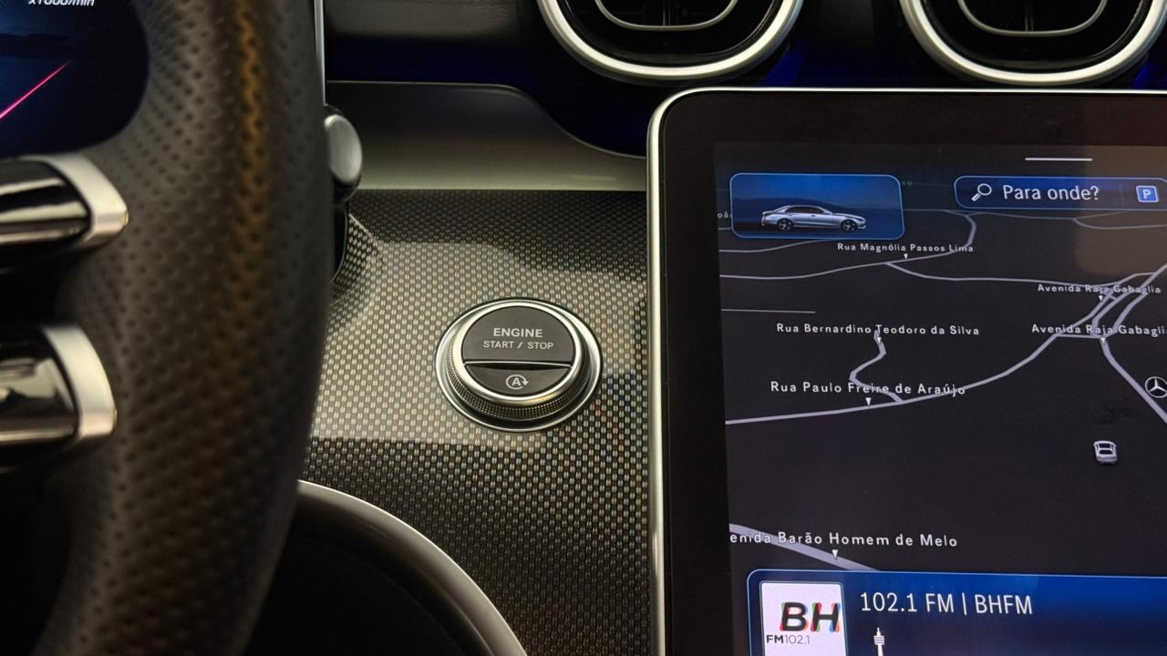 mercedes-benz c 300 2.0 eq boost hibrido amg line 9g-tronic 4p automatico 202418