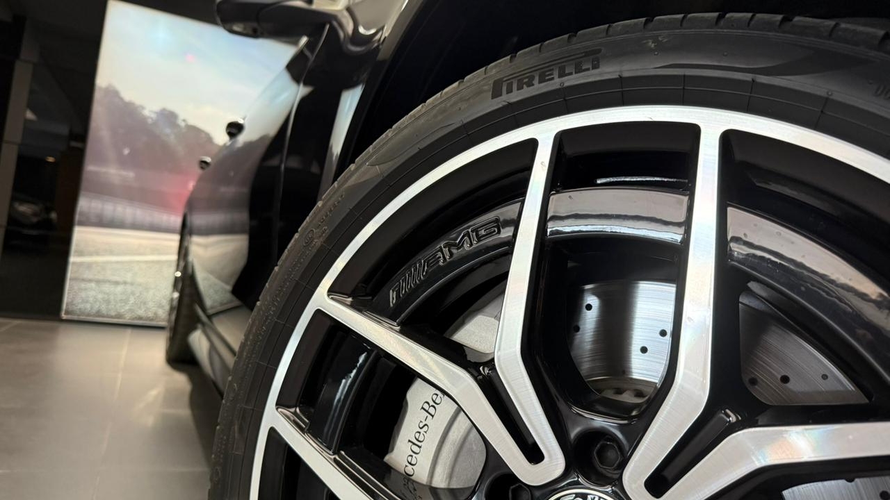 mercedes-benz c 300 2.0 eq boost hibrido amg line 9g-tronic 4p automatico 202414