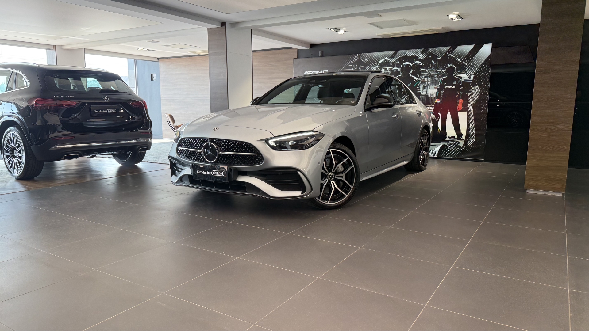 Mercedes-Benz C 300 2.0 EQ BOOST HÍBRIDO AMG LINE 9G-TRONIC