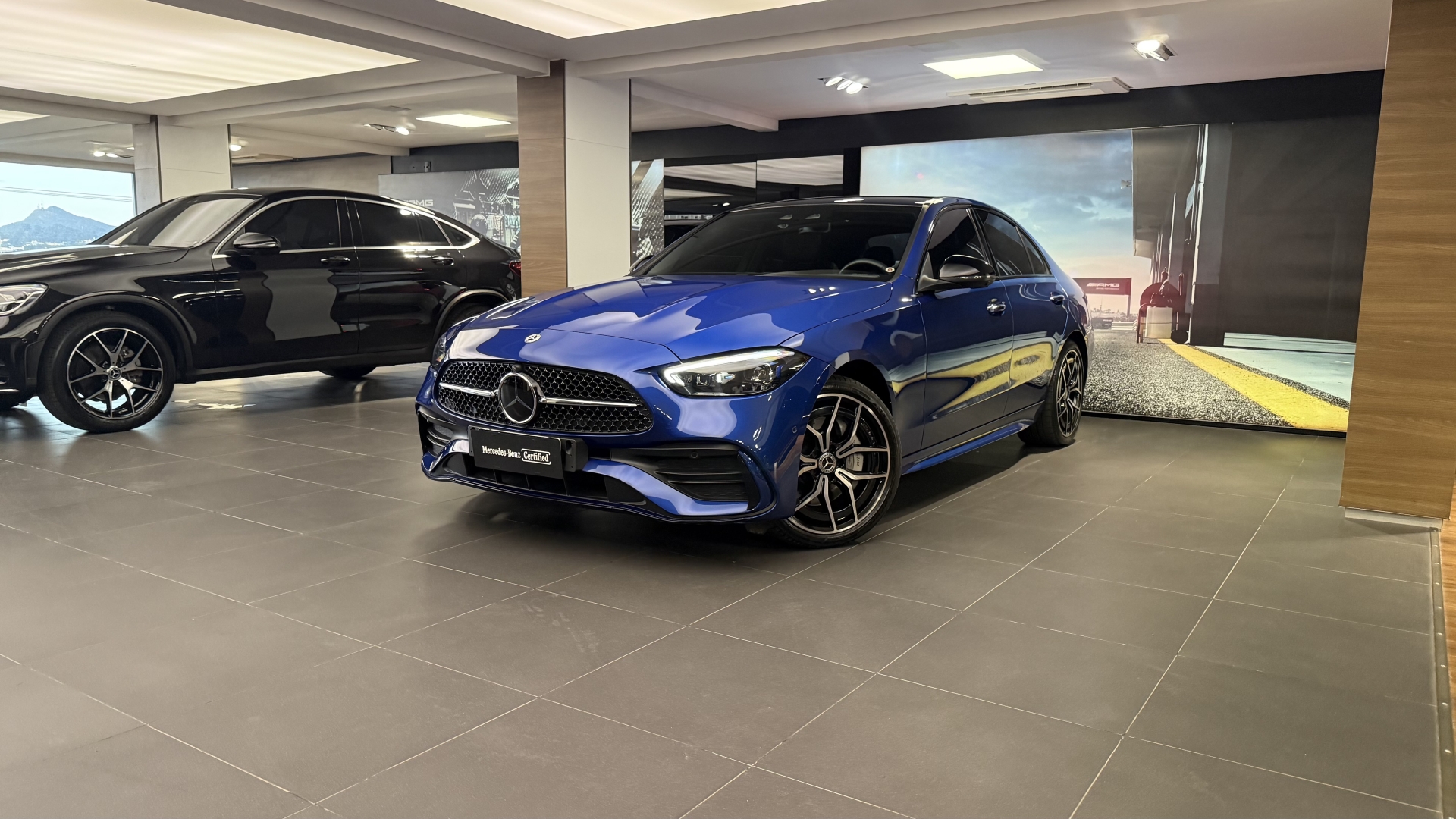 Mercedes-Benz C 300 2.0 EQ BOOST HÍBRIDO AMG LINE 9G-TRONIC