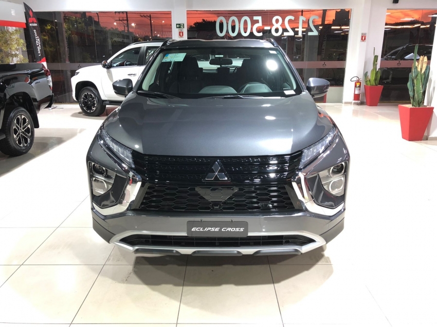 mitsubishi eclipse cross hpe 1.5 gasolina 4p automatico 2024 mitsubishi eclipse cross hpe 1.5 gasolina 4p automatico 2024