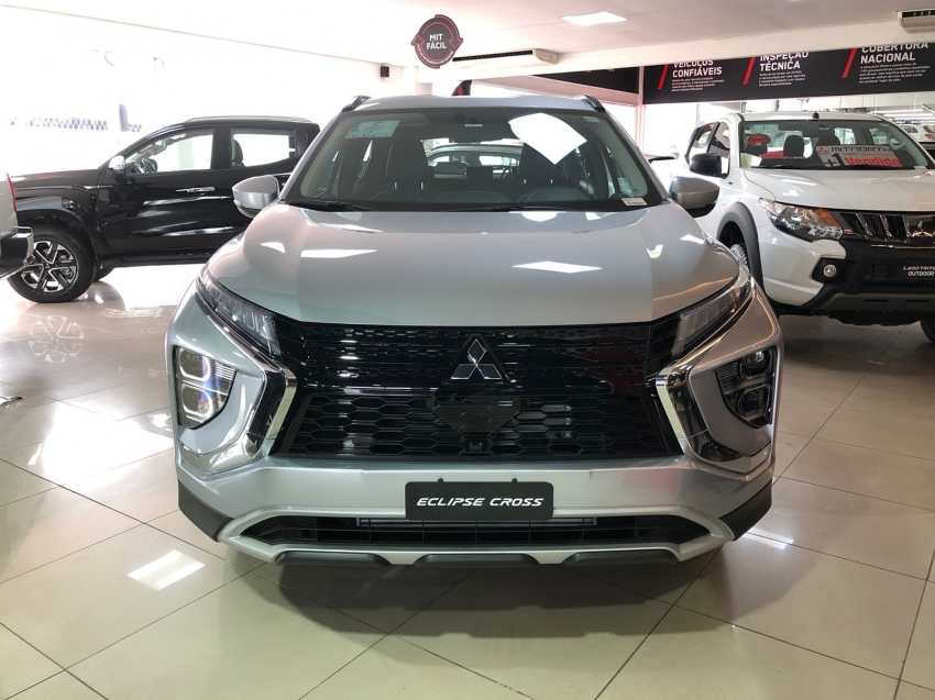 mitsubishi eclipse cross hpe 1.5 gasolina 4p automatico 2024 mitsubishi eclipse cross hpe 1.5 gasolina 4p automatico 2024
