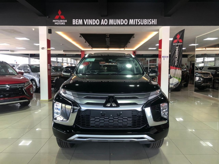 mitsubishi pajero sport hpe-s 2.4 diesel 4p automatico 2024