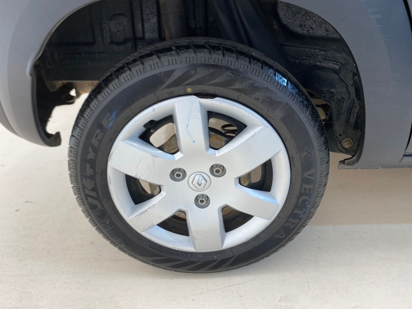 kwid zen 1.0