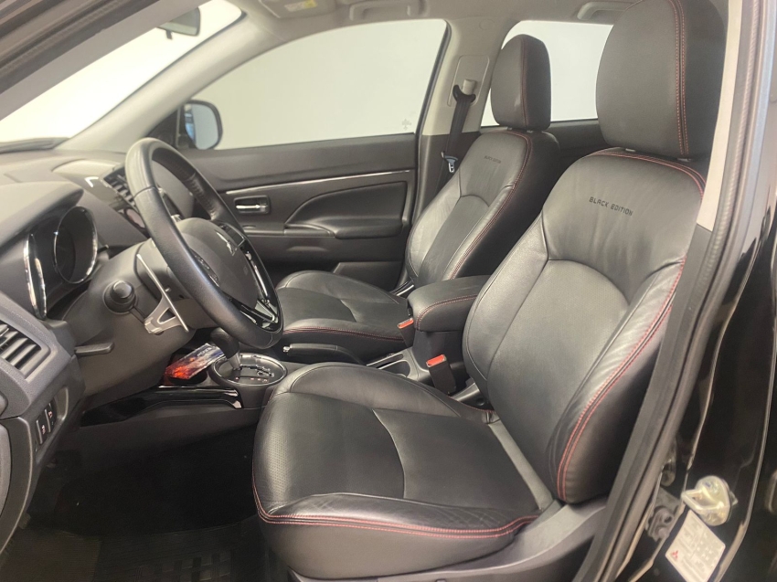 outlander sport hpe awd.