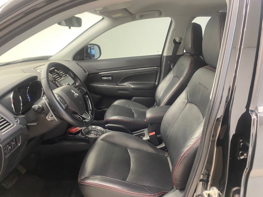 outlander sport hpe awd.