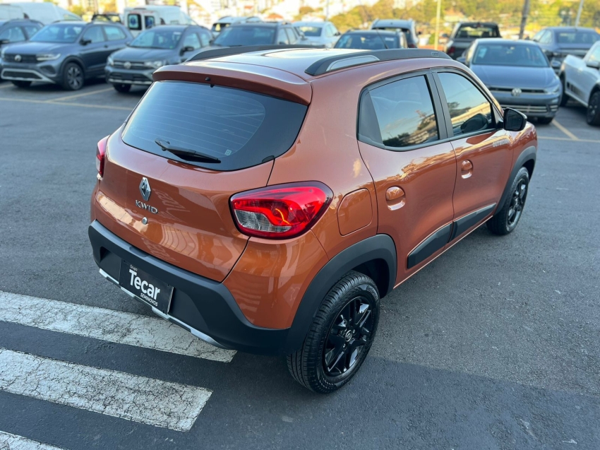 kwid outsider 1.0 2022 manual