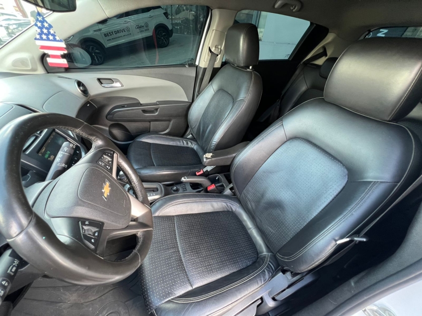 chevrolet sonic 1.6 automatico