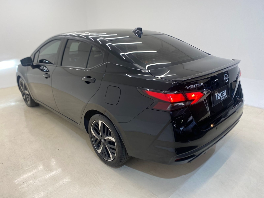 versa exclusive 1.6 cvt