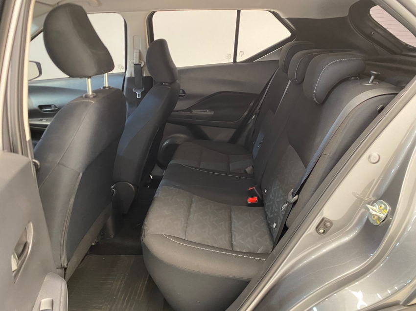 kicks advance cvt 1.6 2024