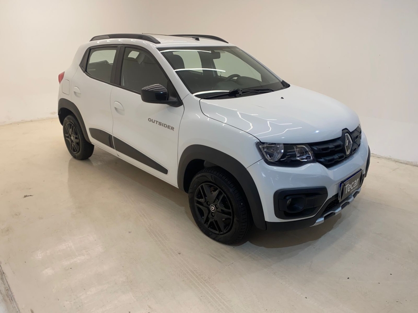 kwid outsider 1.0 20222