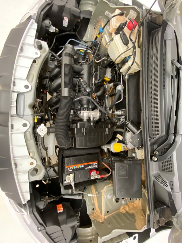 kwid outsider 1.0 202212