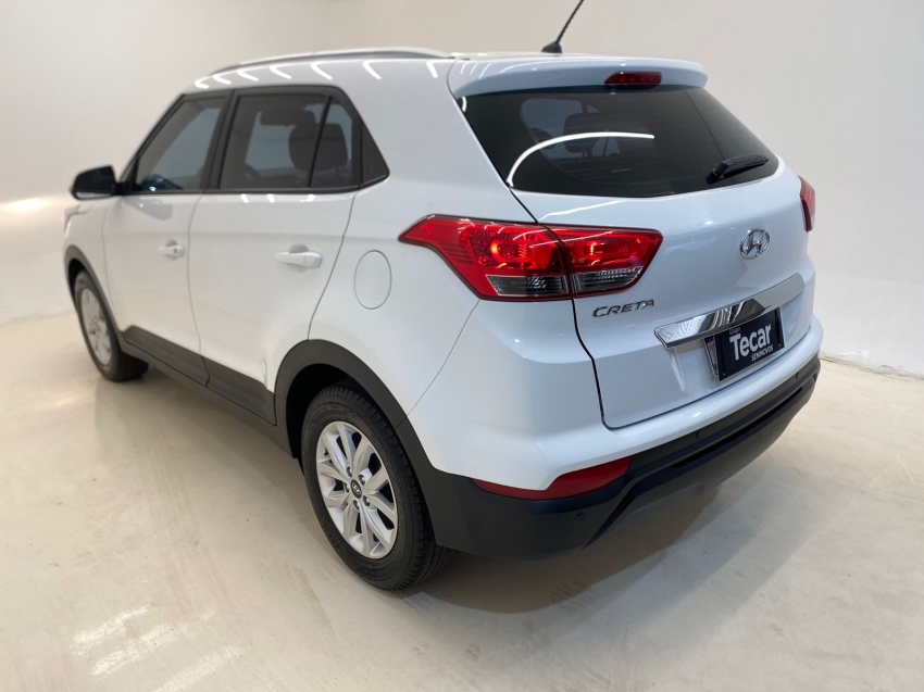 creta action 1.6 automatico 2022