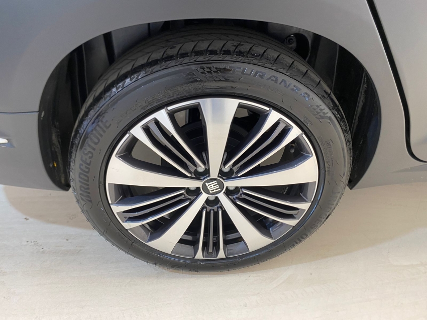 fastback audace hybrid 202513