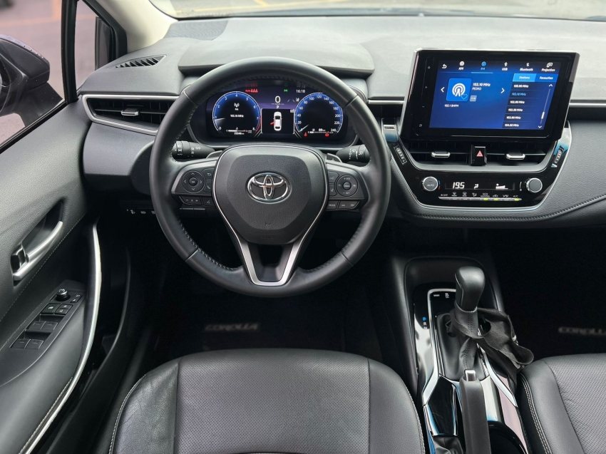 corolla xei 2.0 automatico 2024