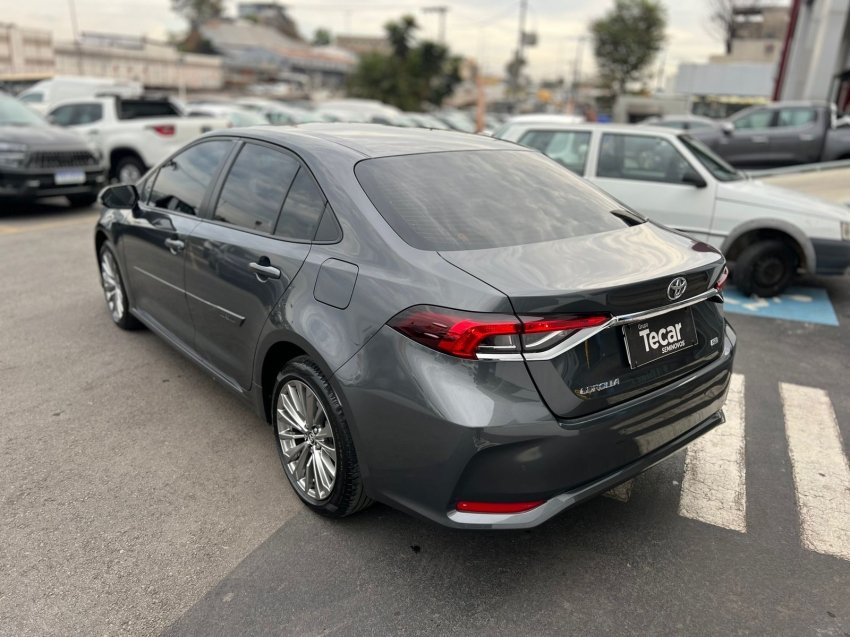 corolla xei 2.0 automatico 2024